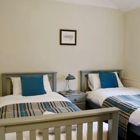 Middlegate Holiday home